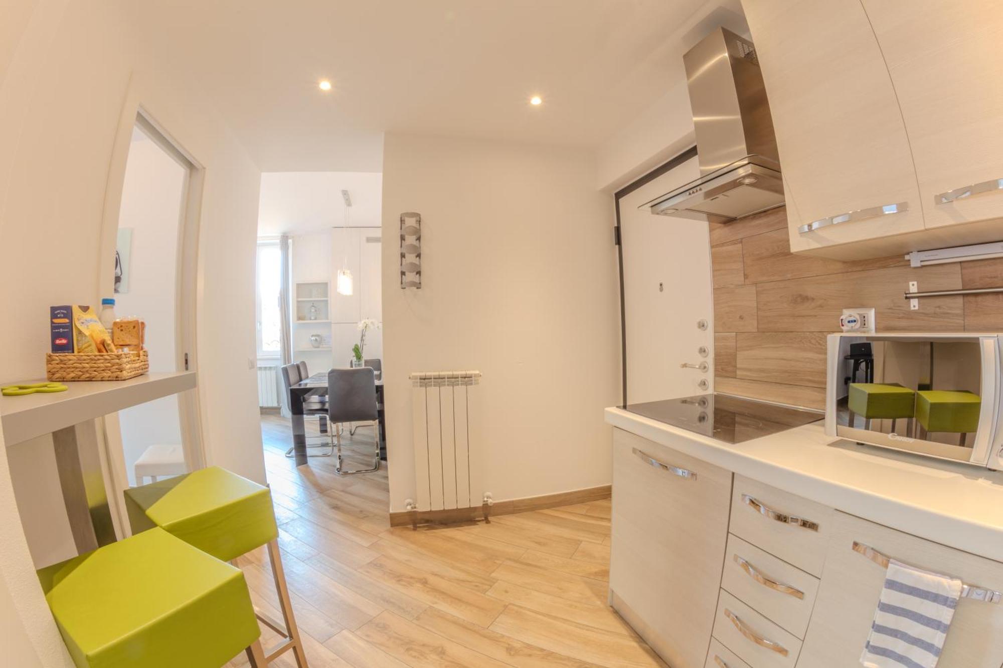 Appartamento Il Borgo Беладжо Екстериор снимка