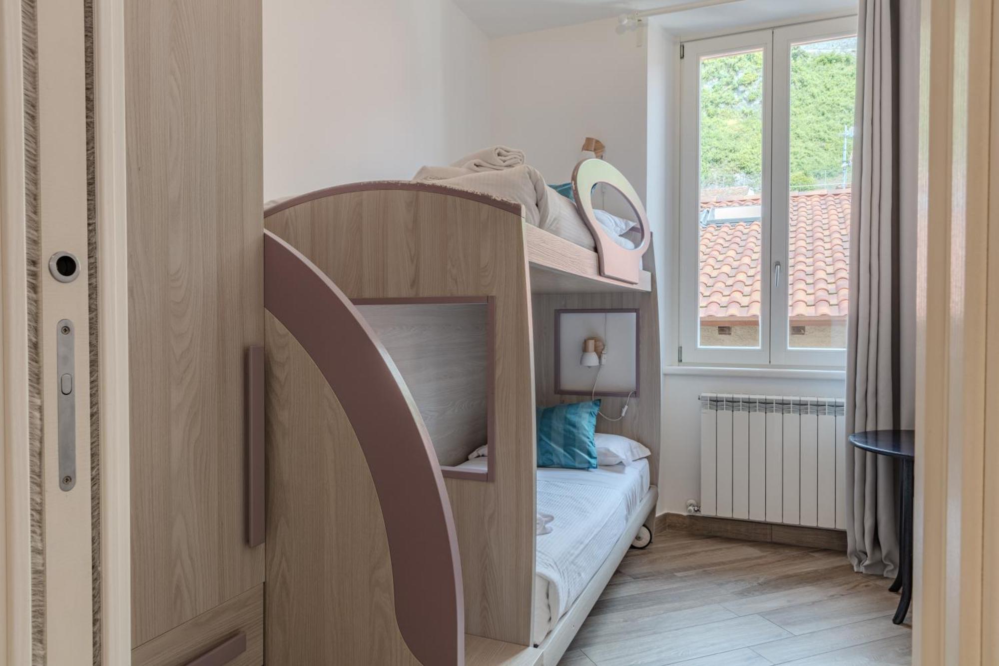 Appartamento Il Borgo Беладжо Екстериор снимка